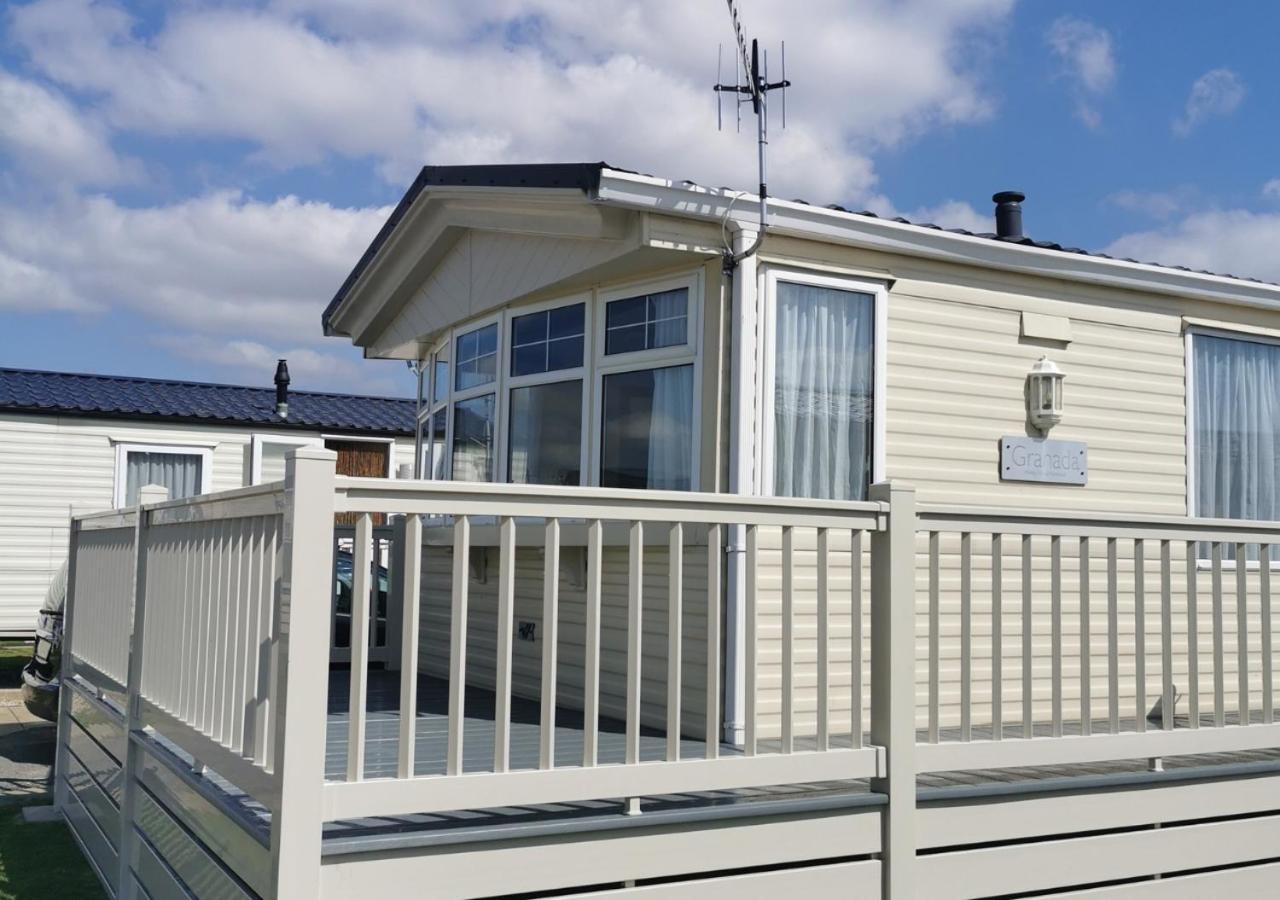 Tranquil 6 Berth Luxury Holiday Home Chichester Kültér fotó